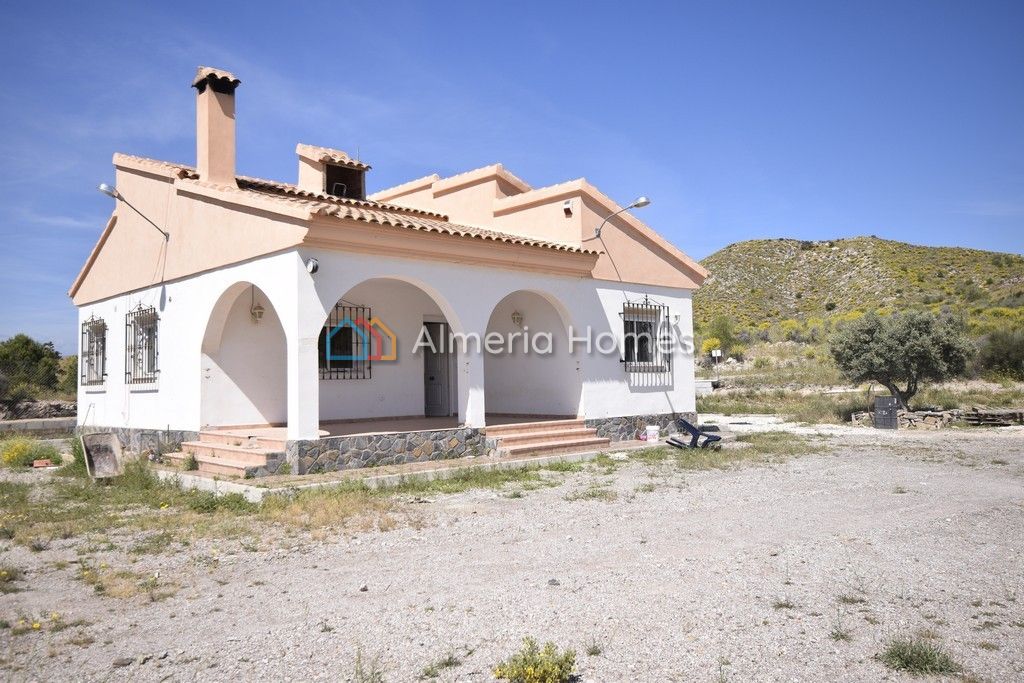 Villa in Almeria - view 1