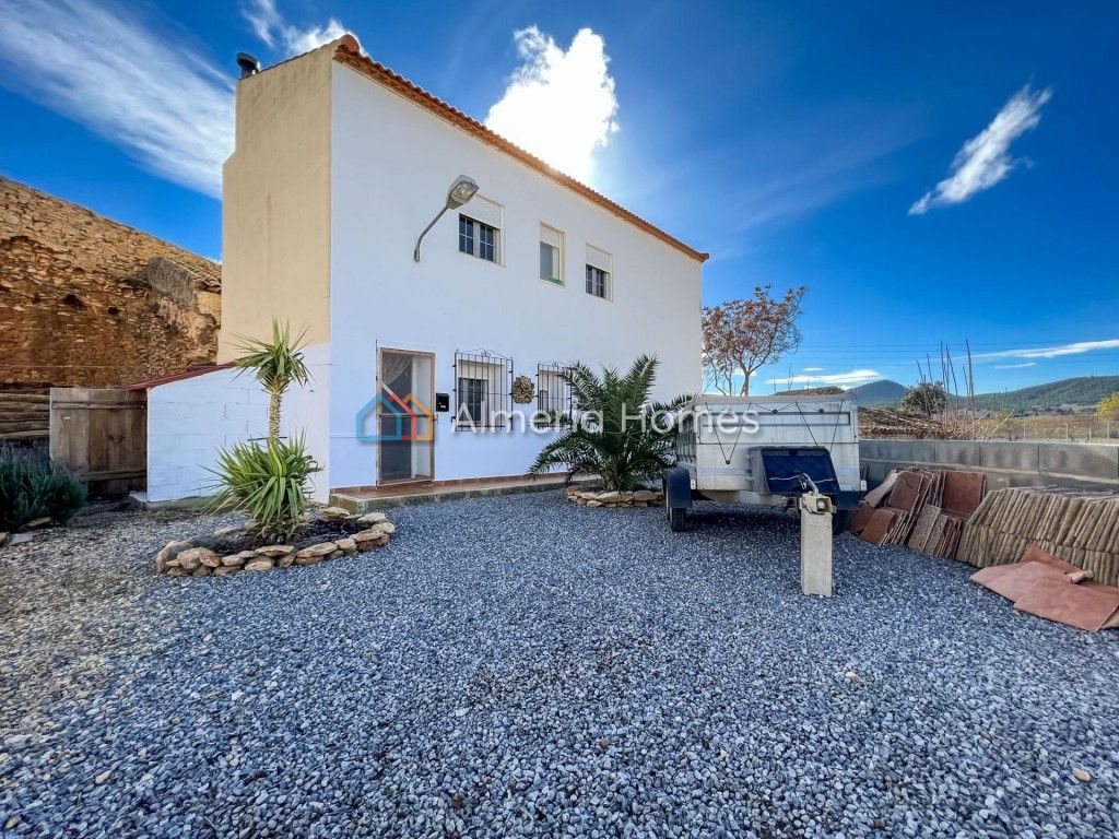 Villa in Oria - view 1