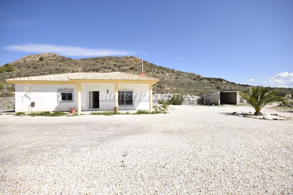 Villa in Almeria - view 1
