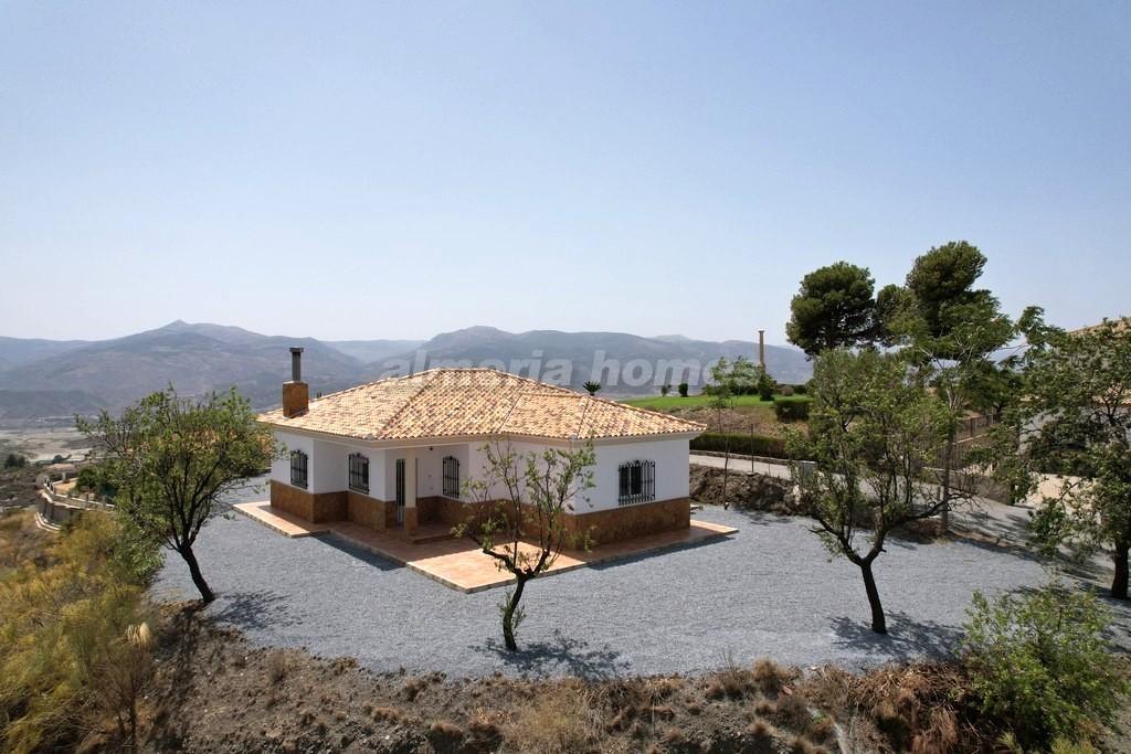 Villa in Sanlucar de Barrameda - view 1