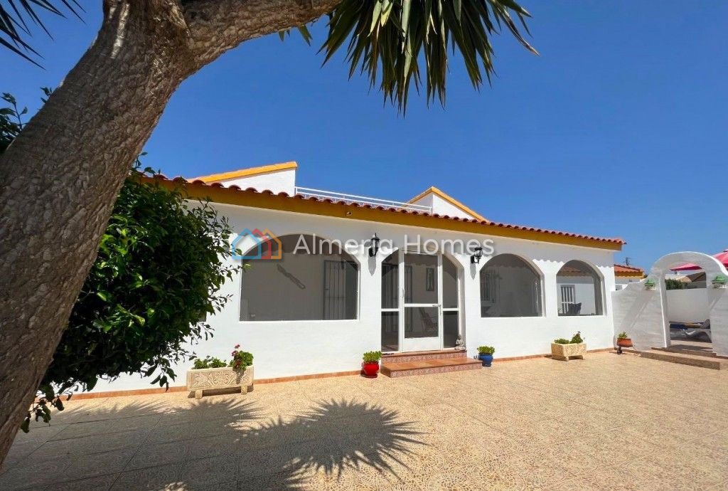 Villa in Almeria - view 1