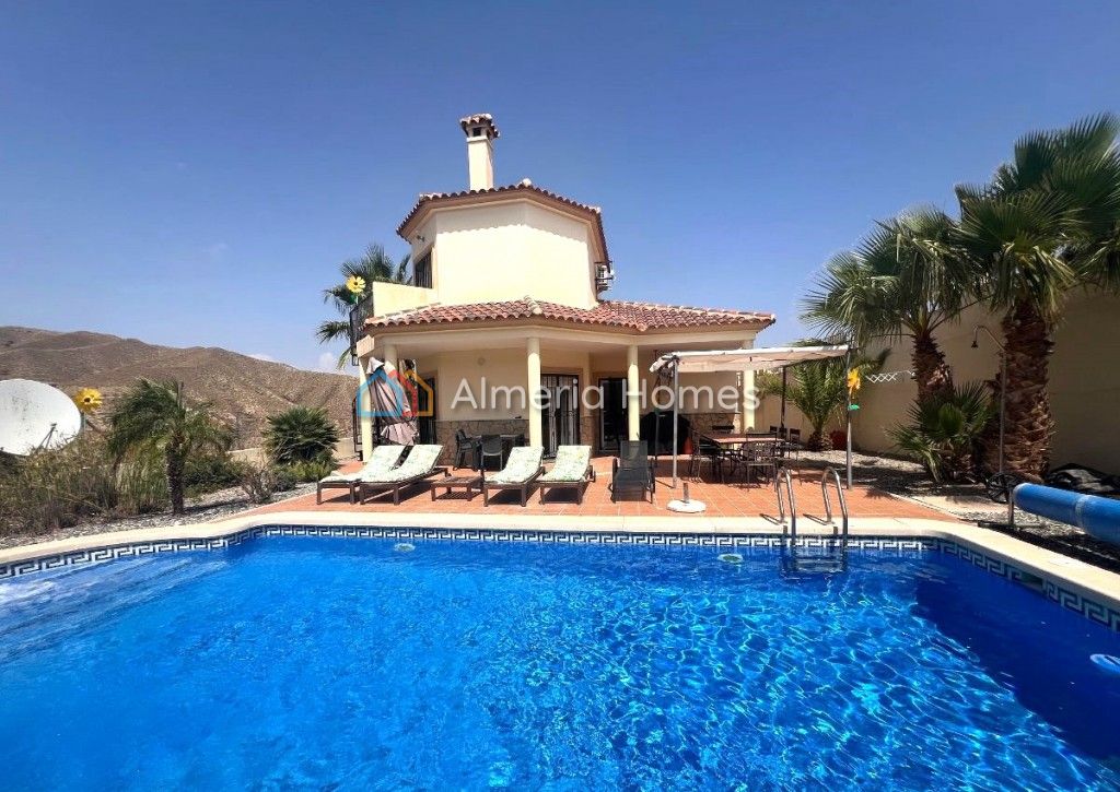 Villa in Almeria - view 1