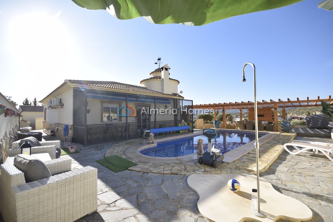 Villa in Almeria - view 1
