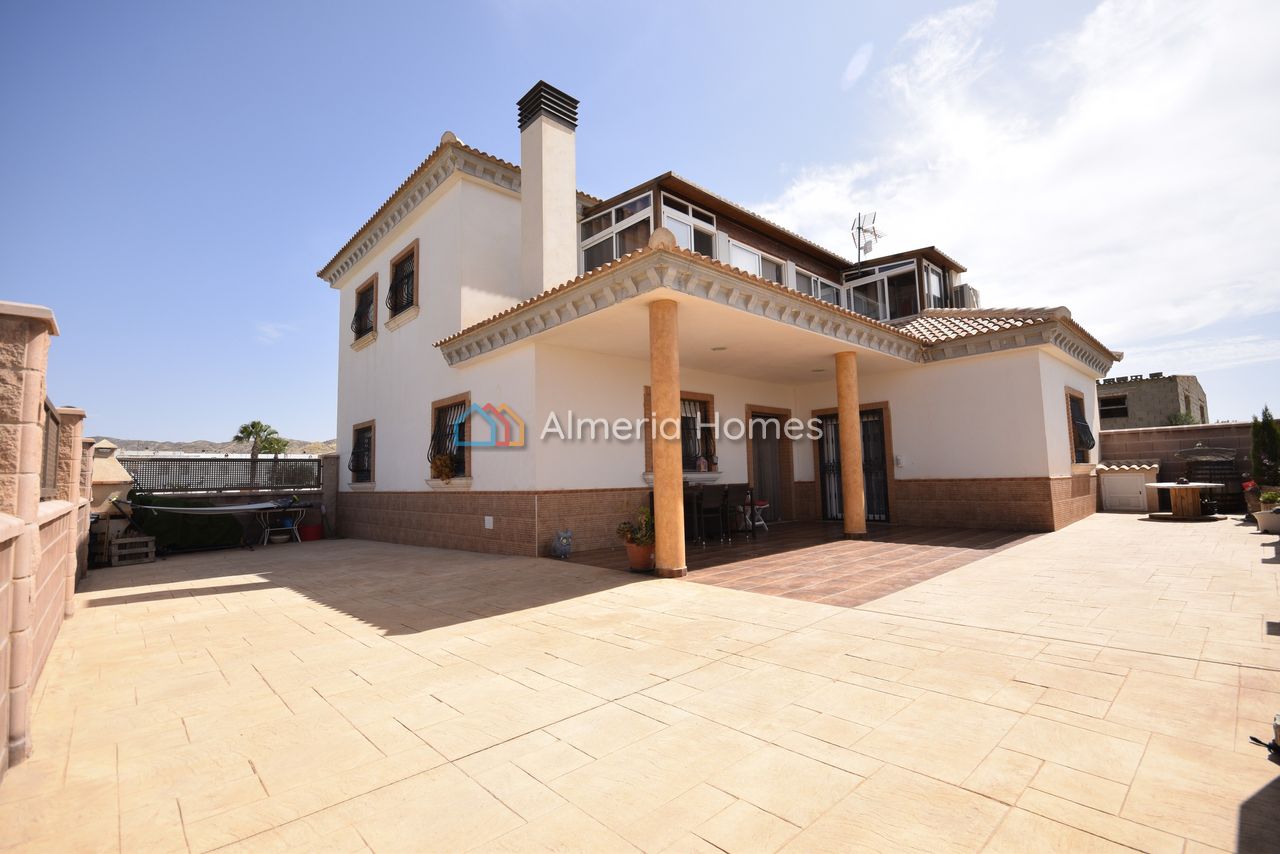 Villa in Almeria - view 1