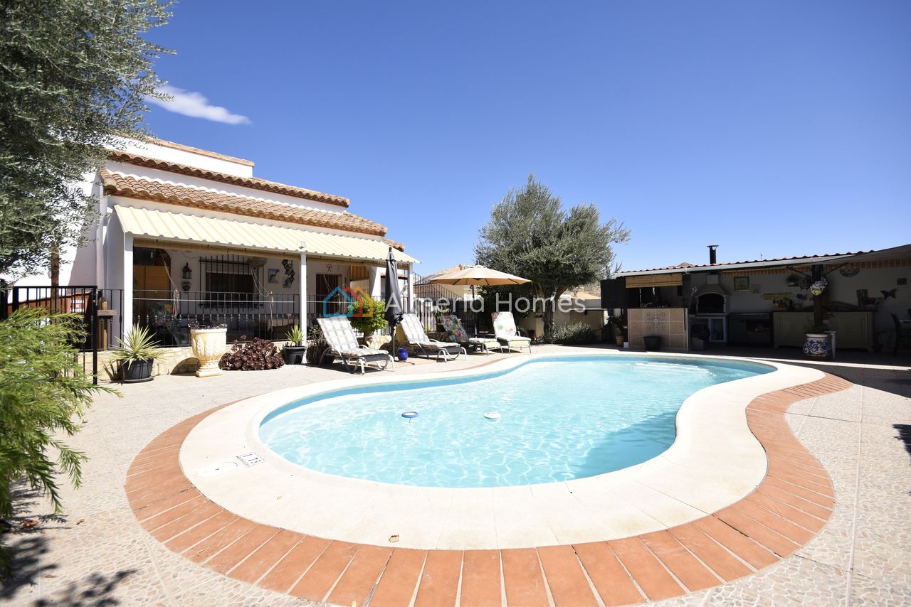 Villa in Almeria - view 1