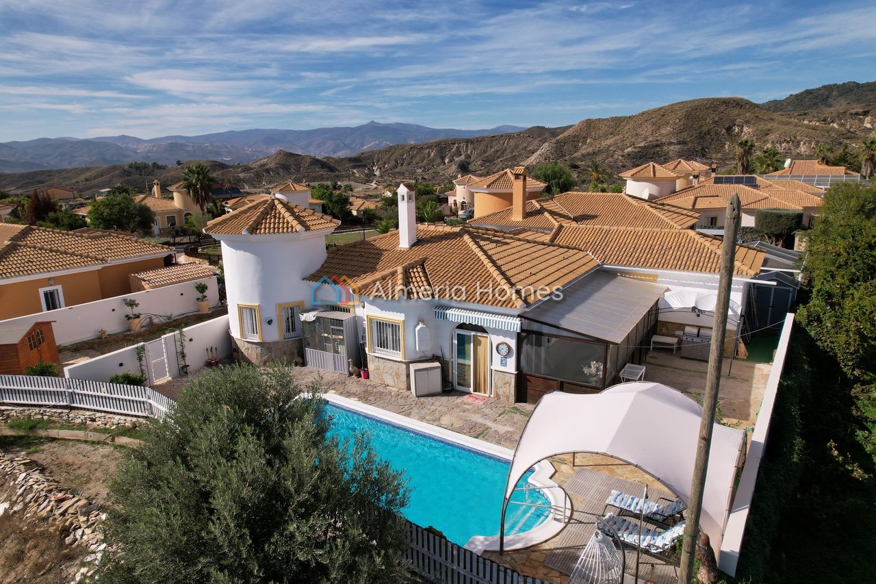 Villa in Partaloa - view 1