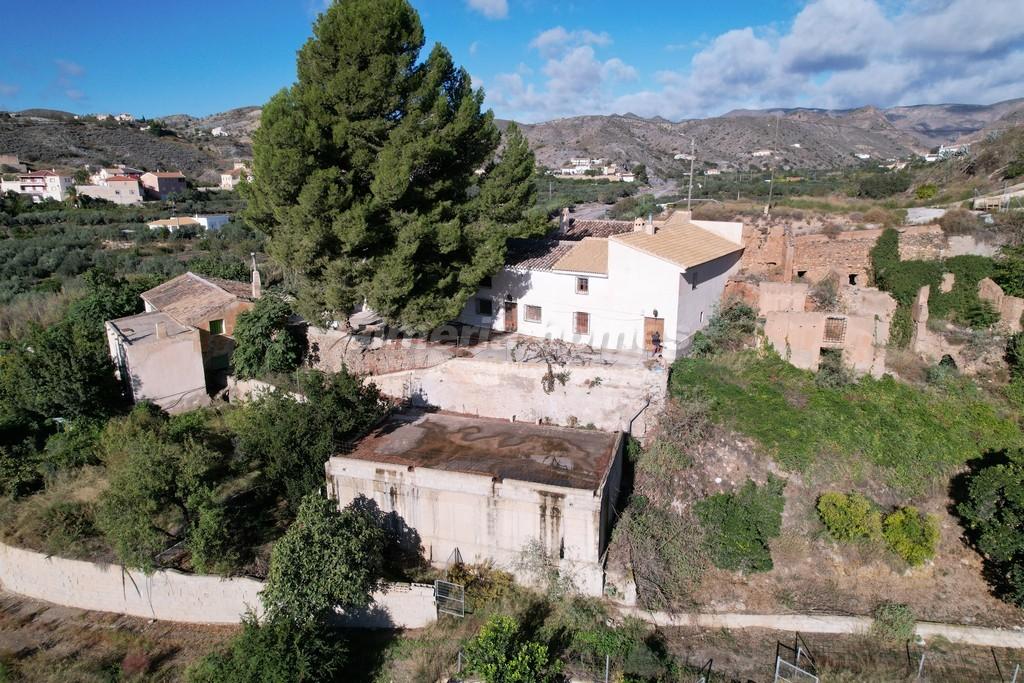 House in El Soriano - view 1