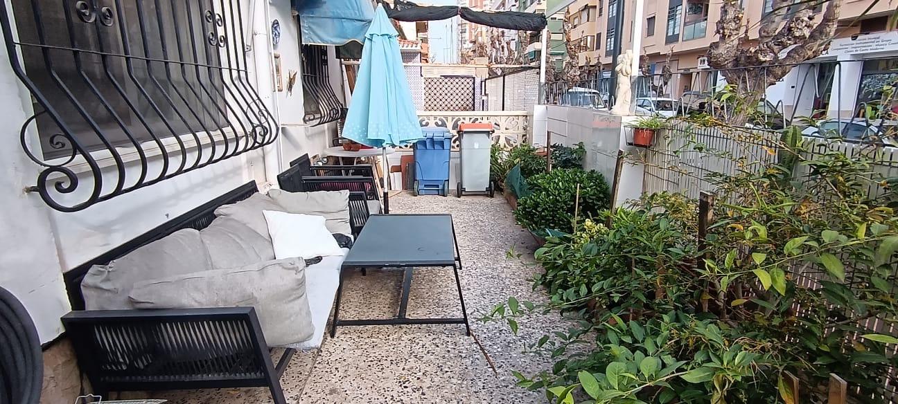 Villa in Benidorm - view 1