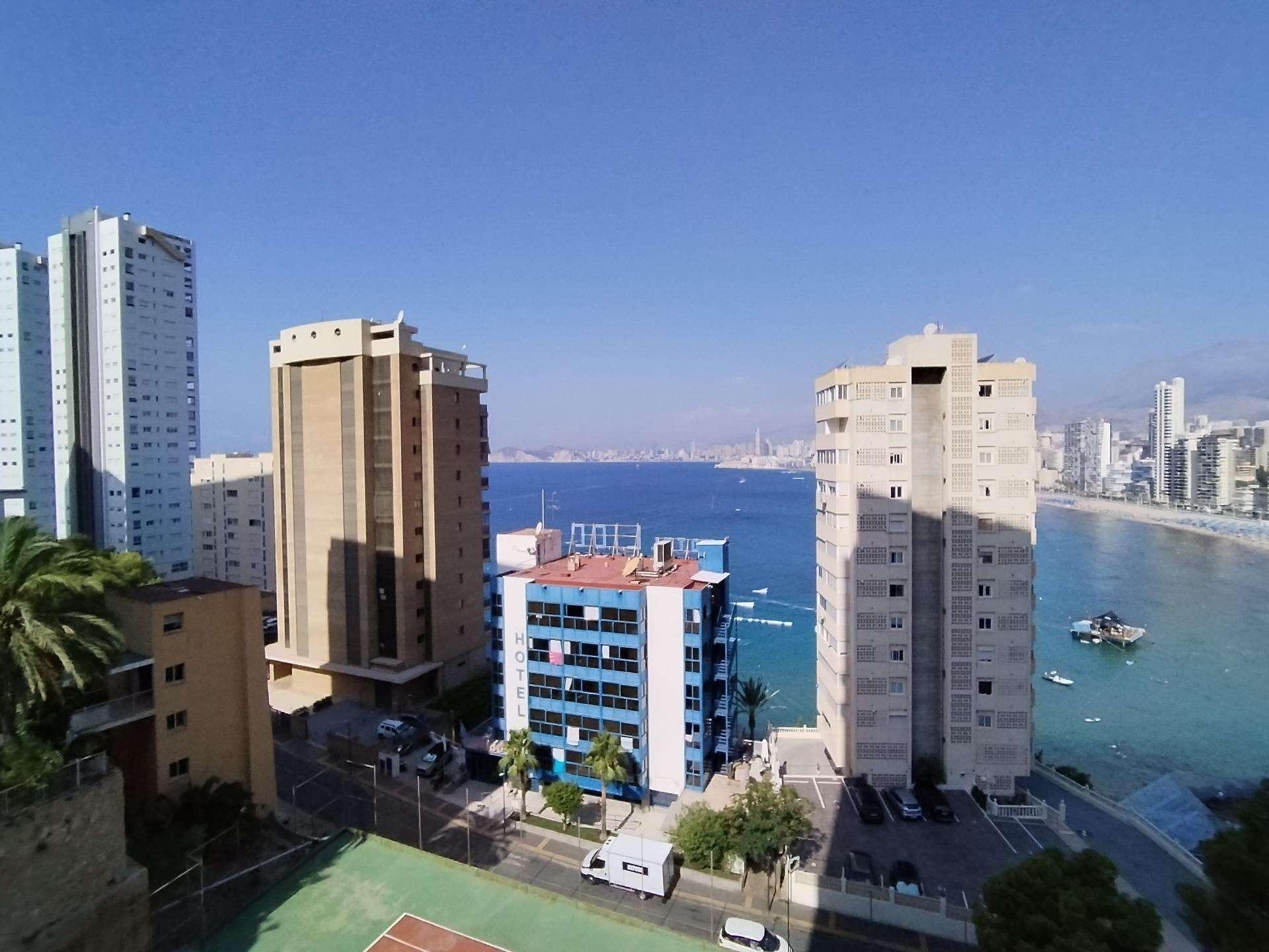 Apartment in Benidorm - view 1