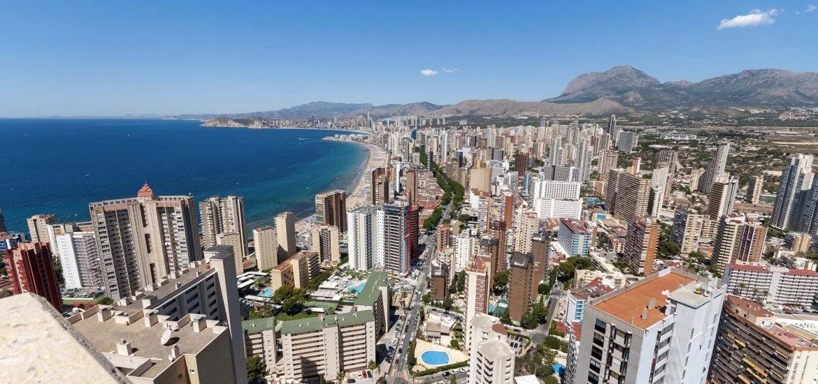 Penthouse in Benidorm - view 1
