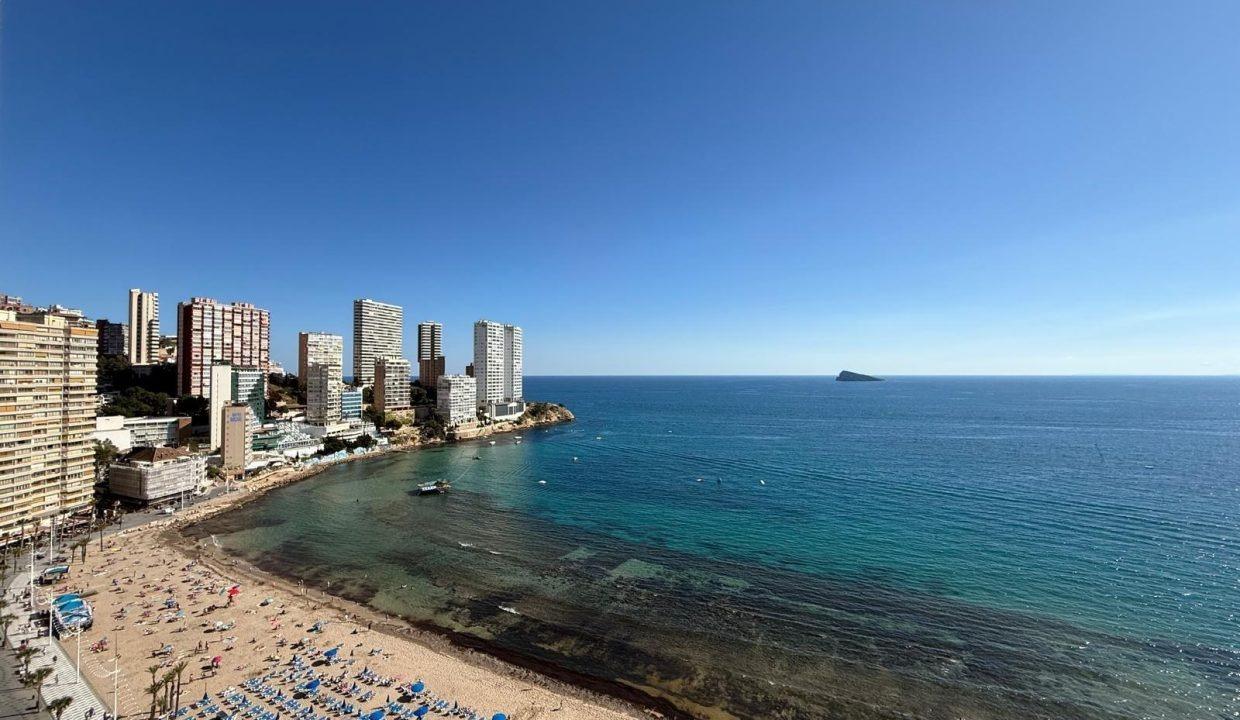Apartment in Benidorm - view 1