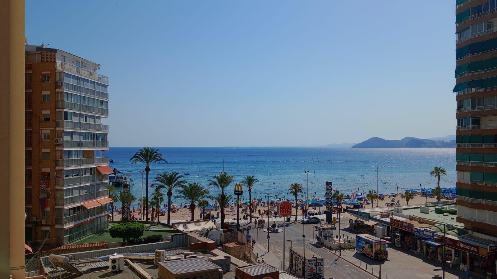 Apartment in Benidorm - view 1