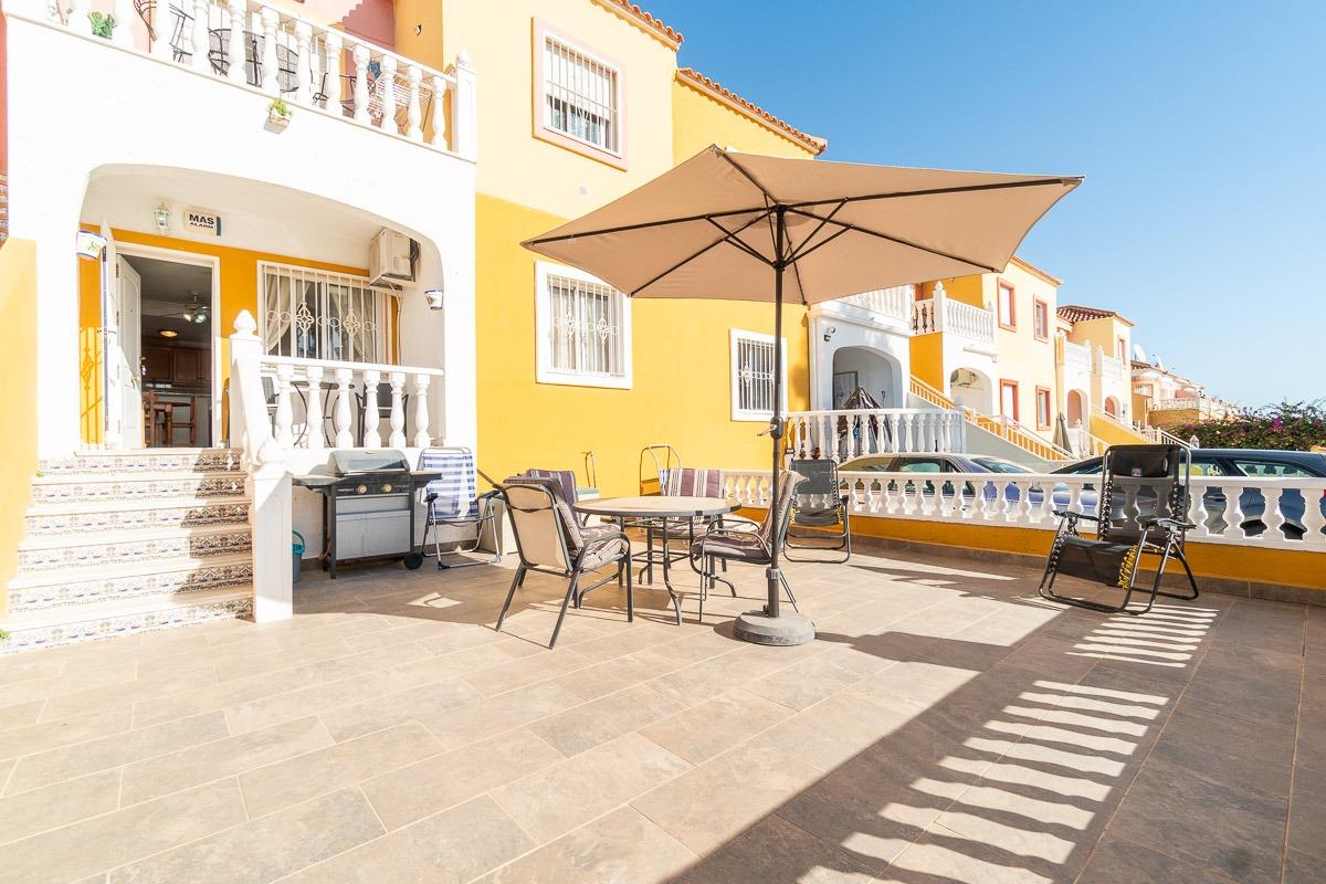 Apartment in Dehesa de Campoamor - view 1