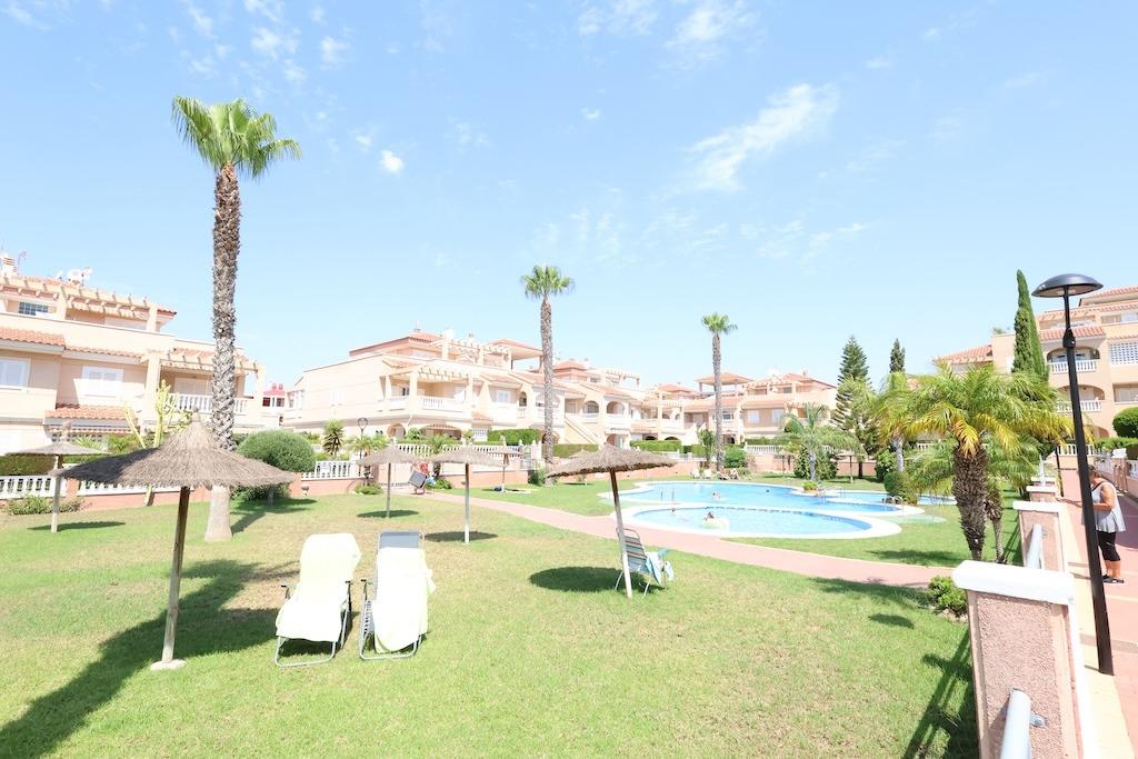 House in Urbanizacion los Balcones - view 1
