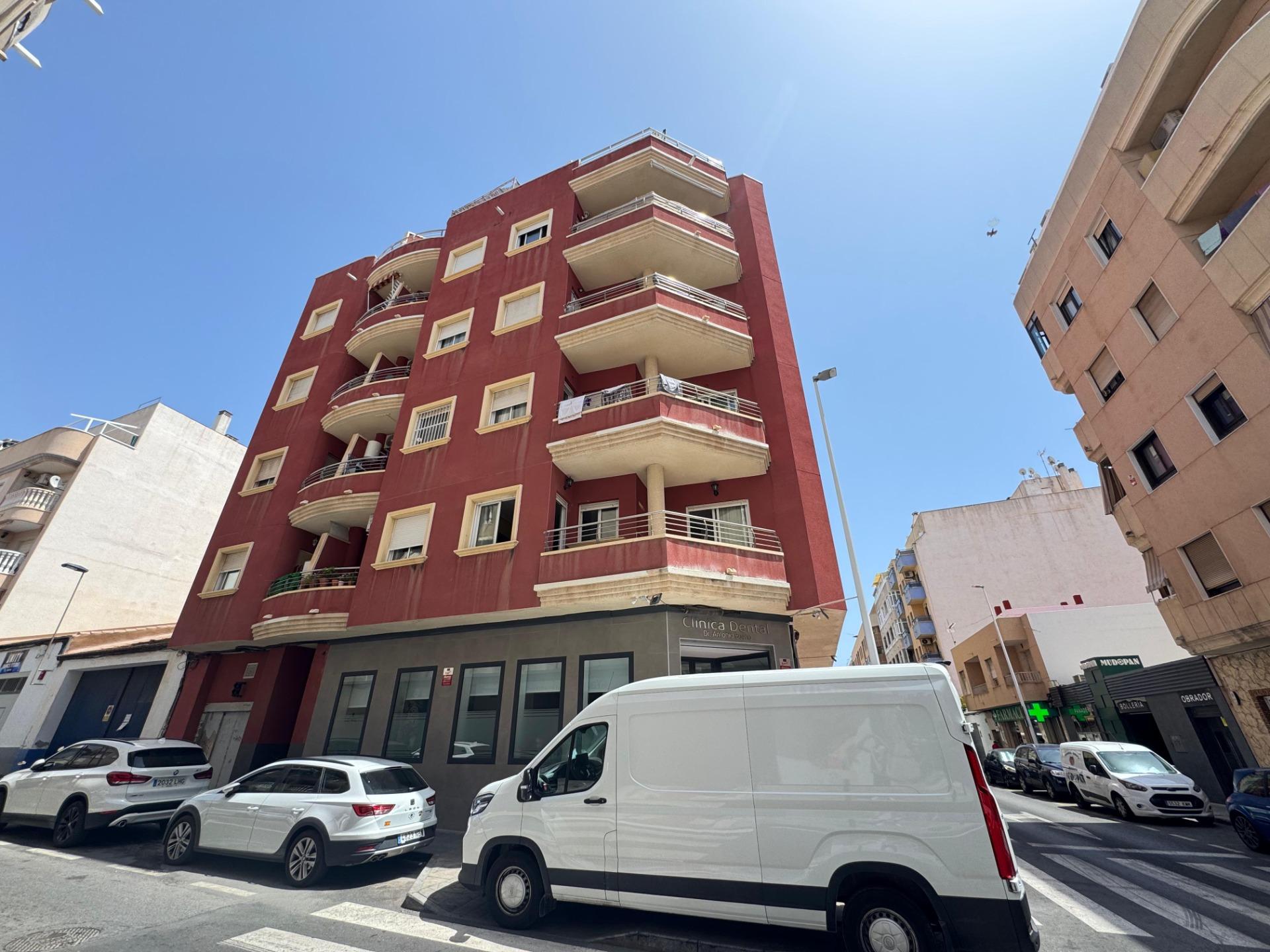 Apartment in Torrevieja - view 1