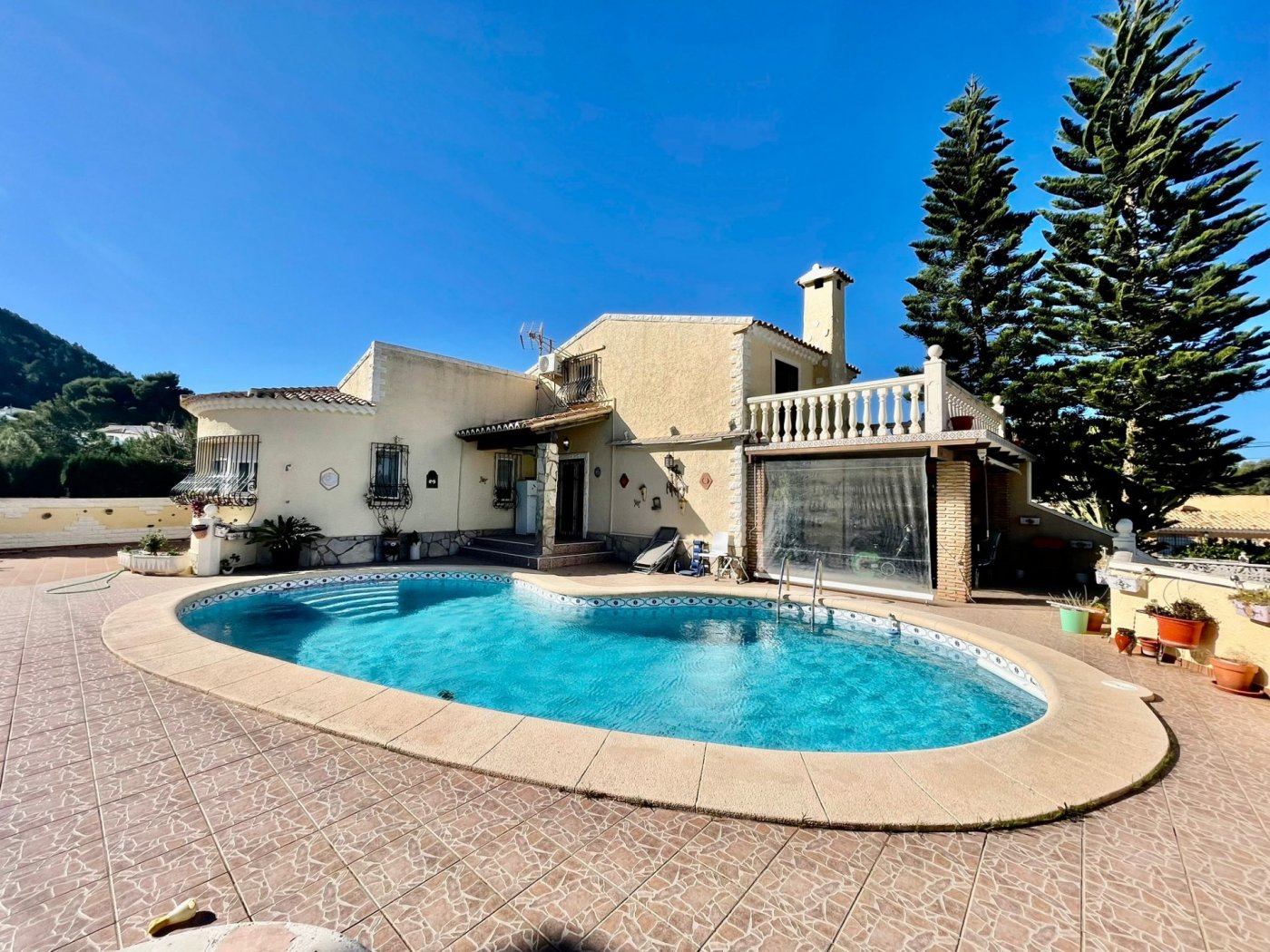 Villa in Denia - view 1