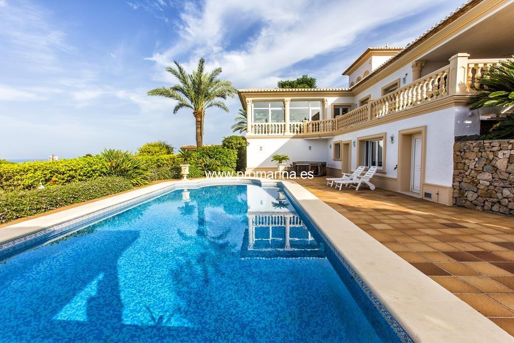 Villa in Denia - view 1