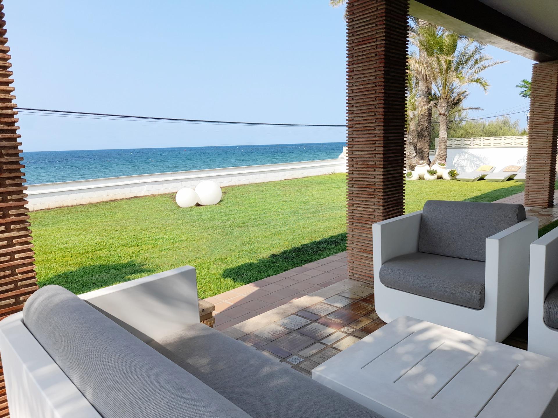 Villa in Marines - view 1