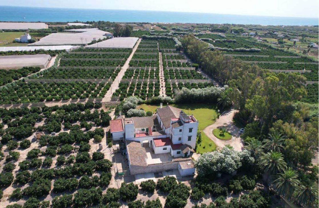 House in El Grao - view 1