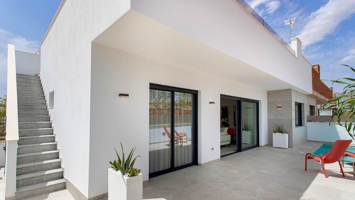 Villa in Santa Cruz - view 1