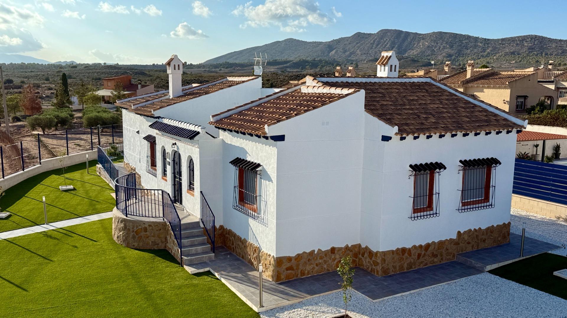 Villa in Murcia - view 1