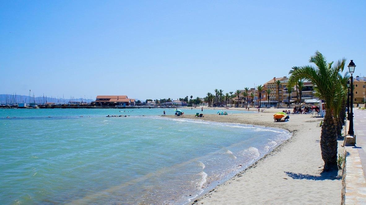 Villa in Santa Cruz - view 1