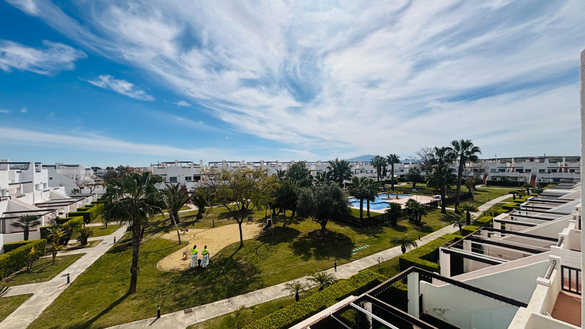 Apartment in Pareton - view 1