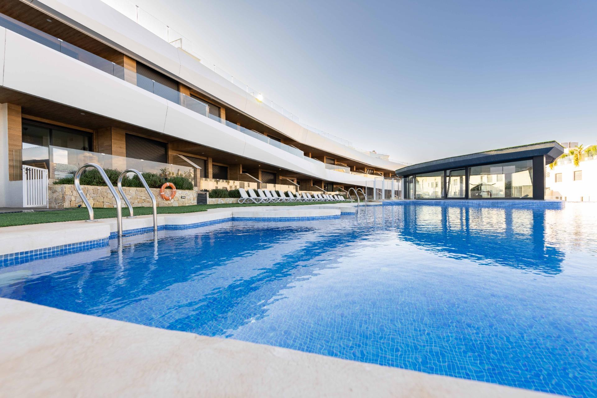 Apartment in El Altet - view 1