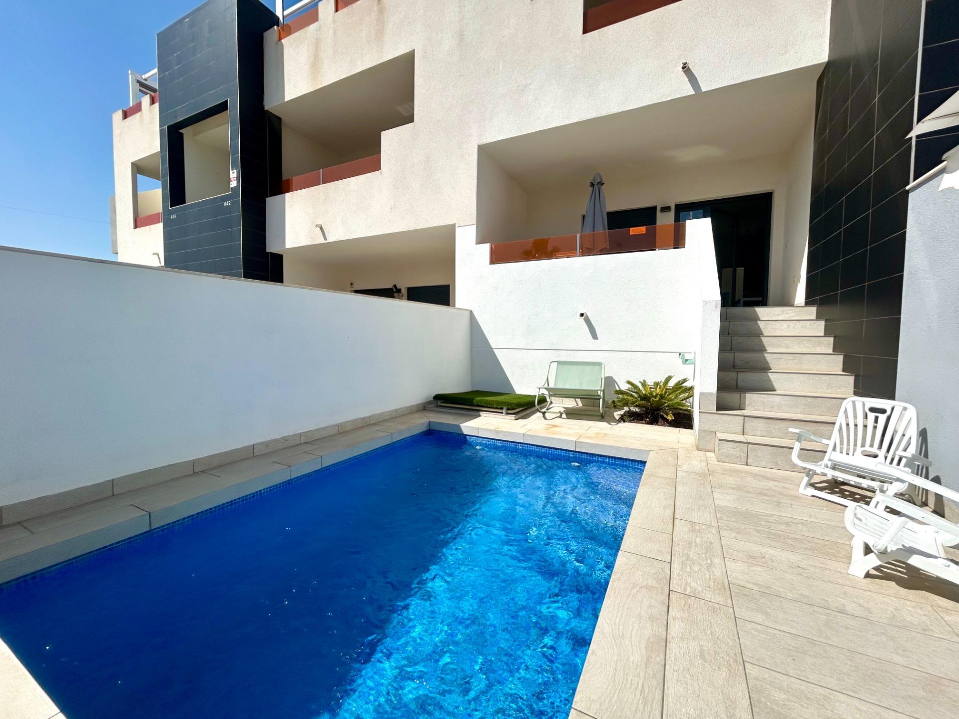 Apartment in Urbanizacion los Balcones - view 1
