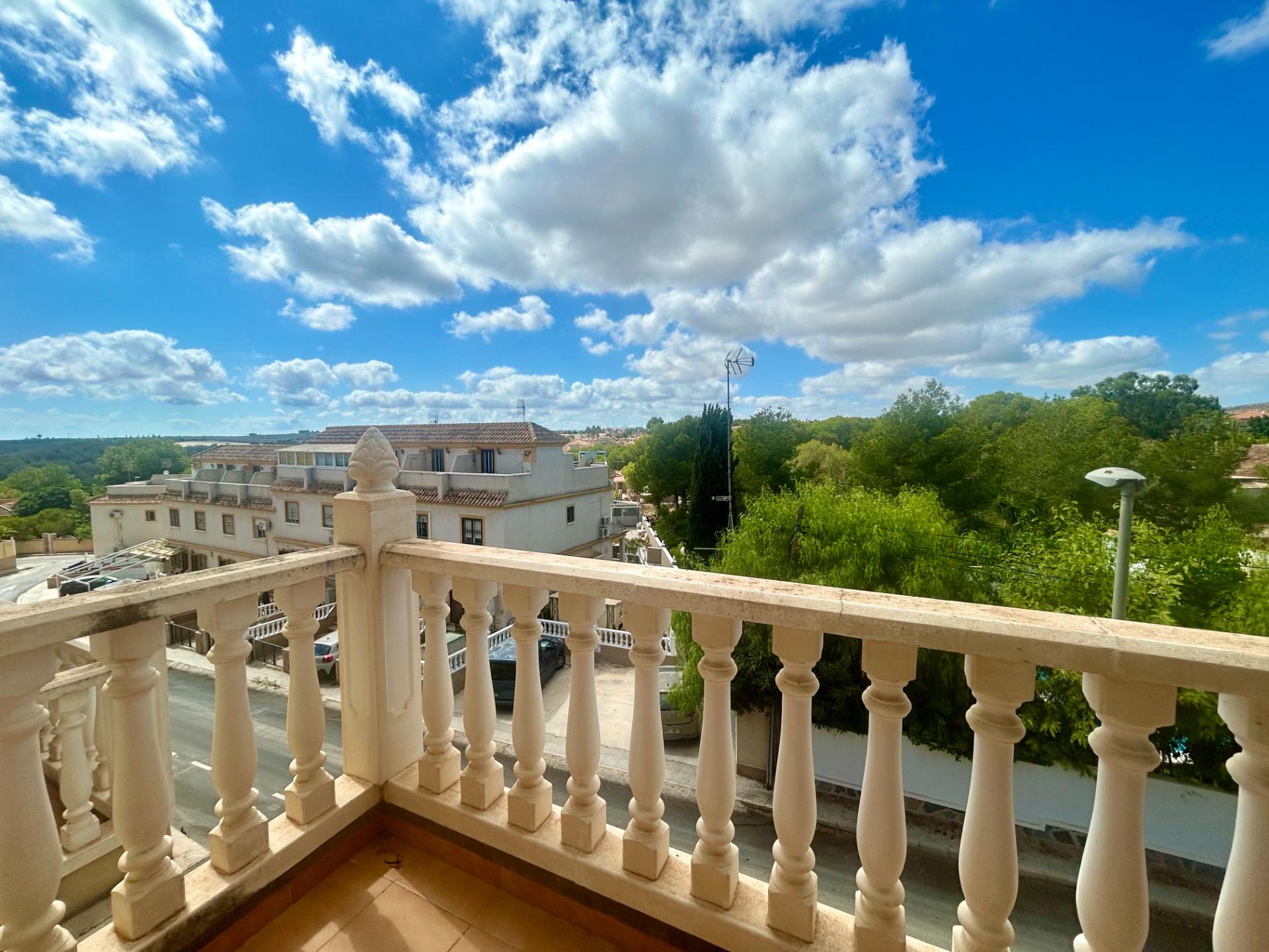 House in Algorfa - view 1