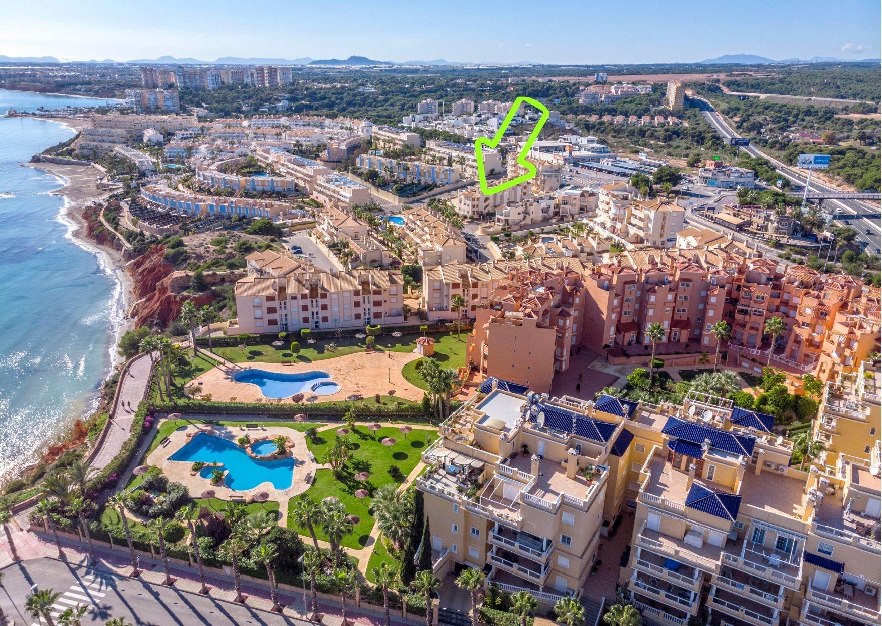 Apartment in Dehesa de Campoamor - view 1