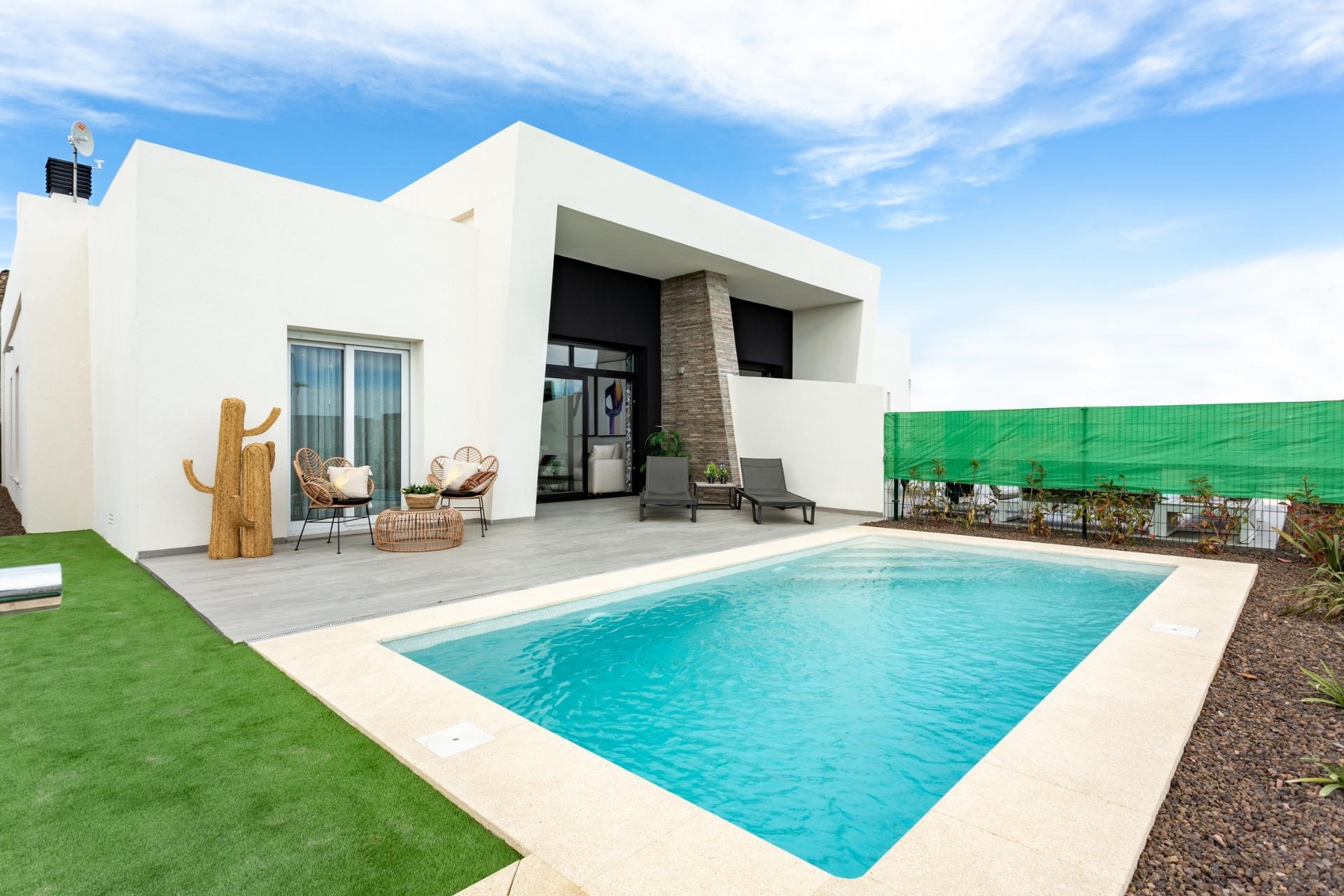 House in Alicante - view 1