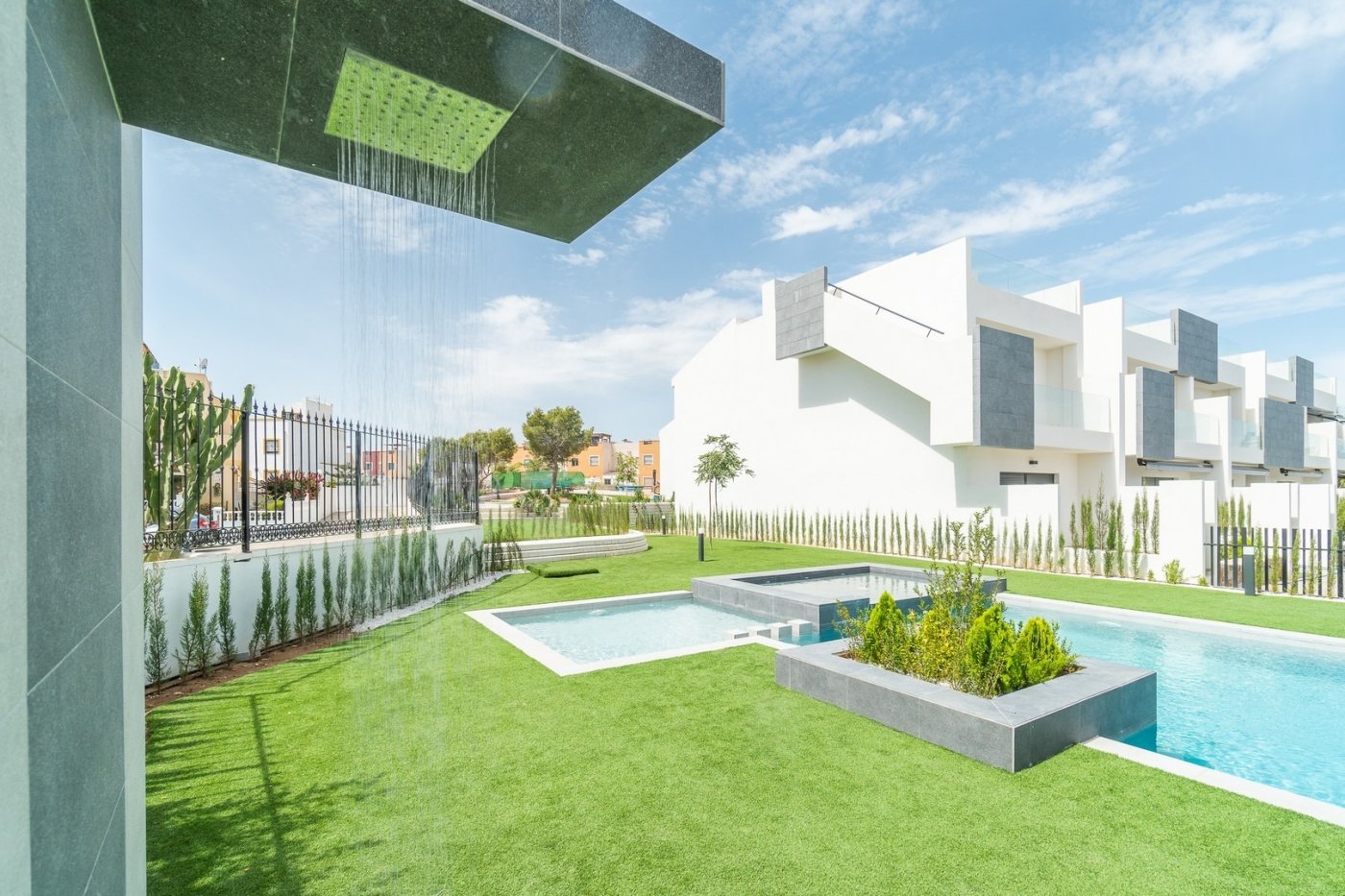 House in Alicante - view 1