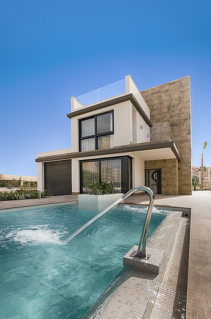 Villa in Murcia - view 1