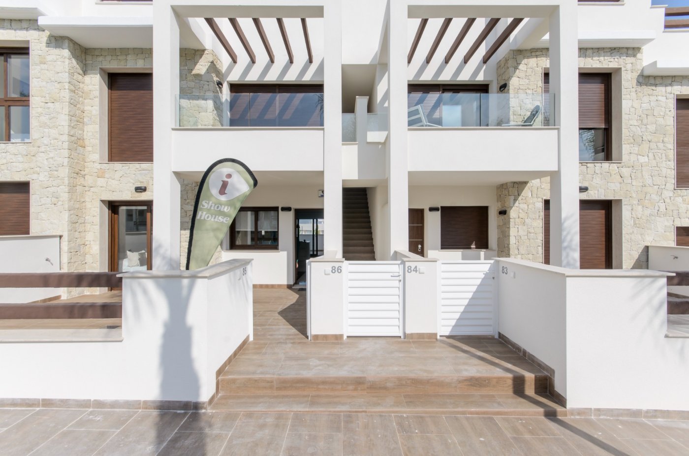 House in Alicante - view 1
