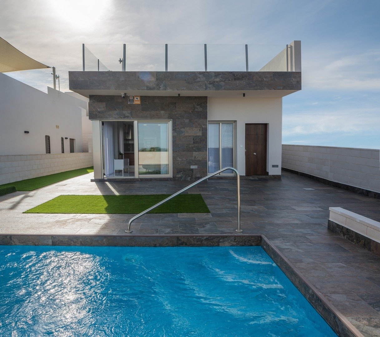 Villa in Urbanizacion los Balcones - view 1