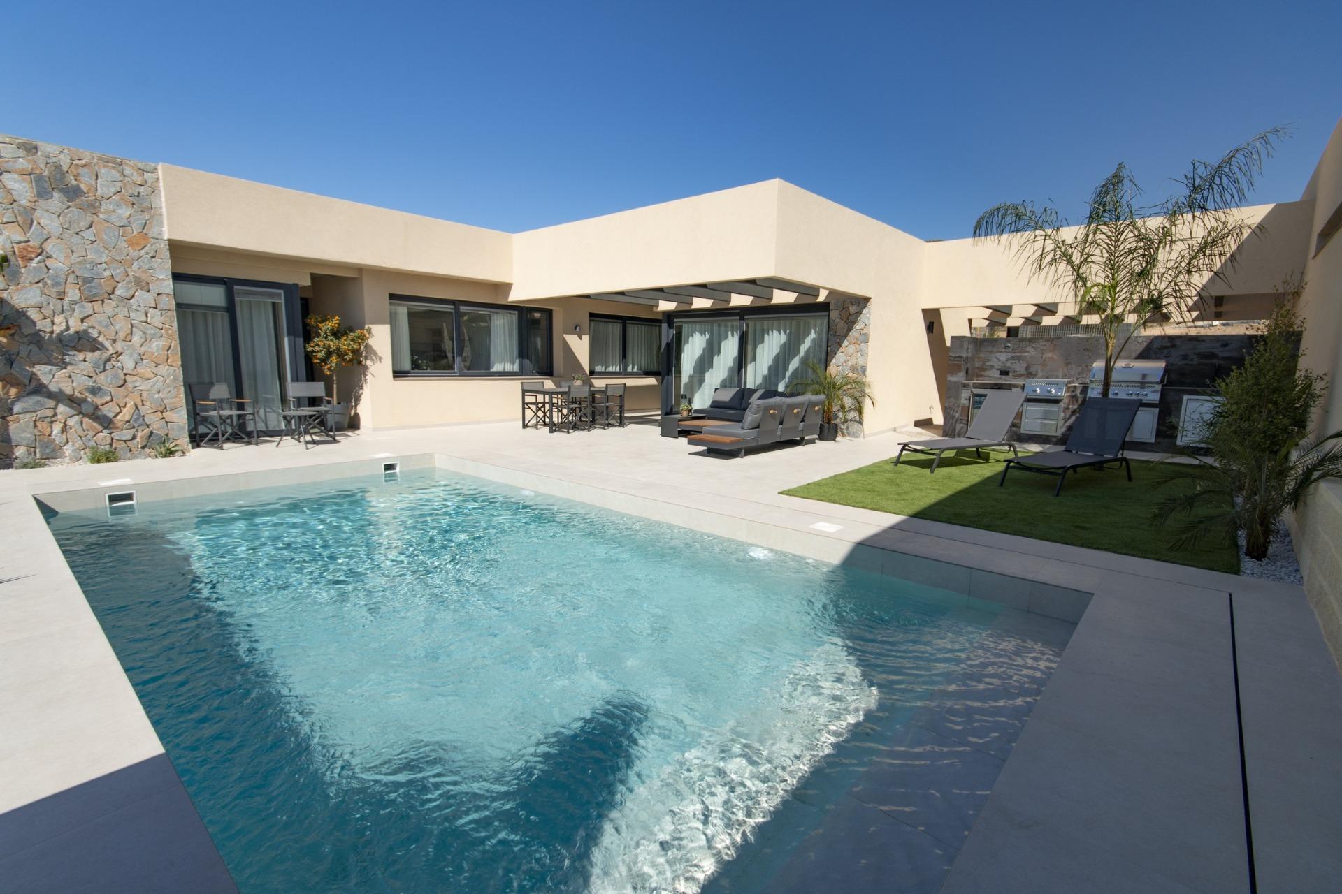 Villa in Murcia - view 1