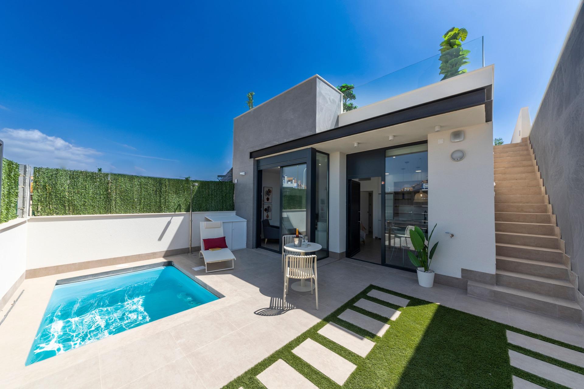 Villa in Almeria - view 1