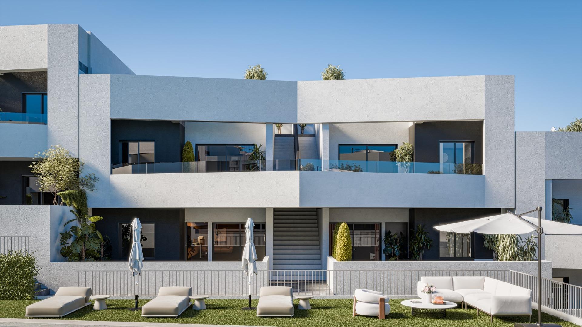 House in San Miguel de Salinas - view 1