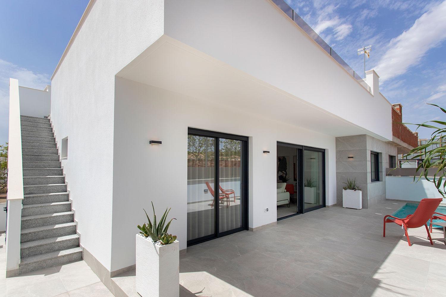 Villa in Santa Cruz - view 1