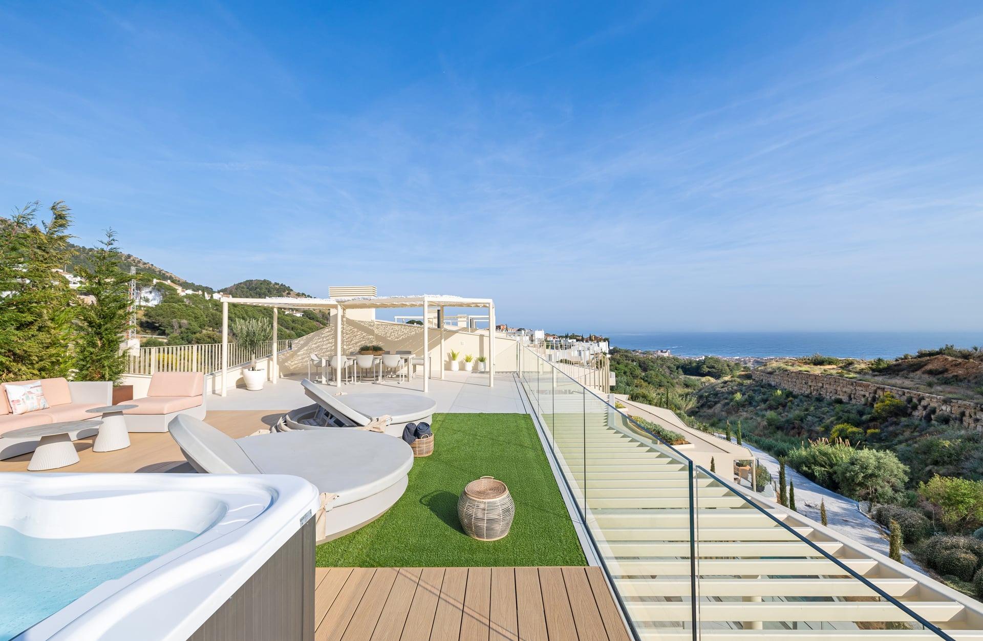 Apartment in Fuengirola - view 1