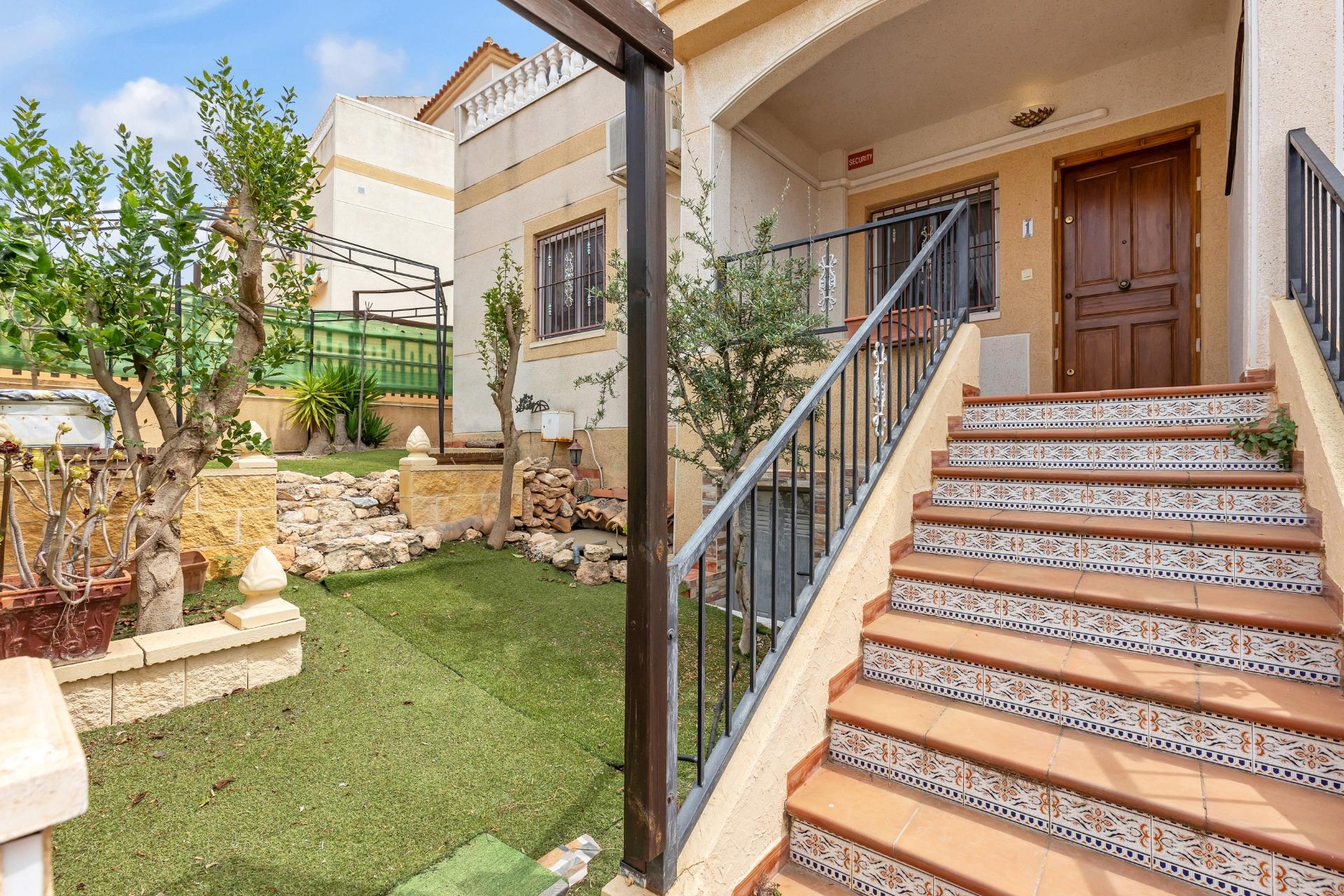 Apartment in Urbanizacion los Balcones - view 1