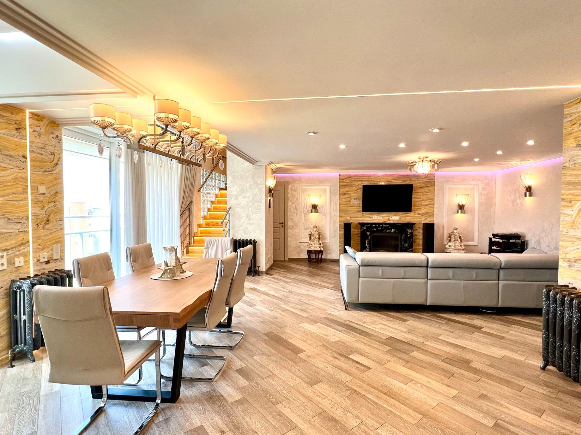 Penthouse in Alicante - view 1