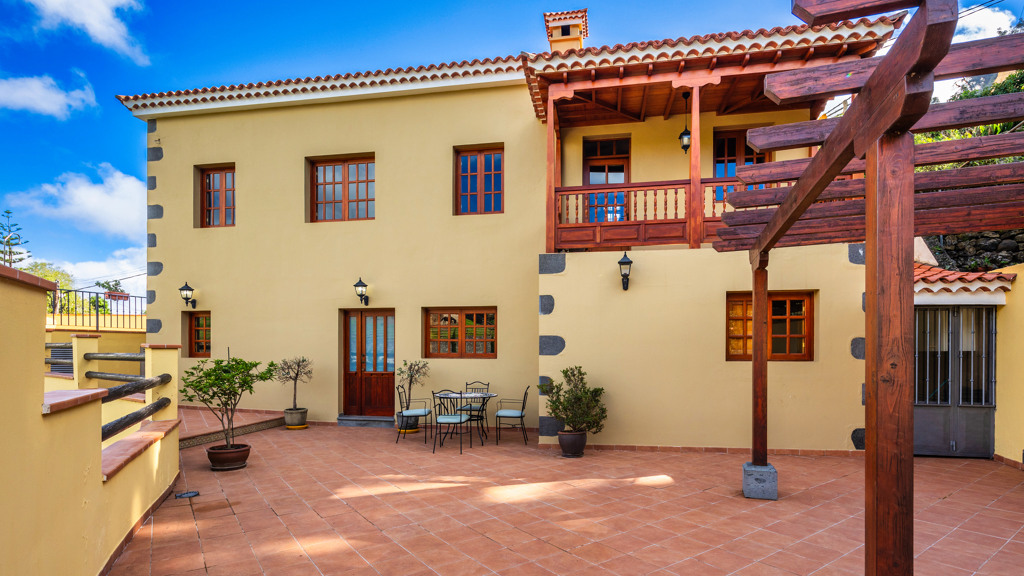 House in Las Palmas de Gran Canaria - view 1