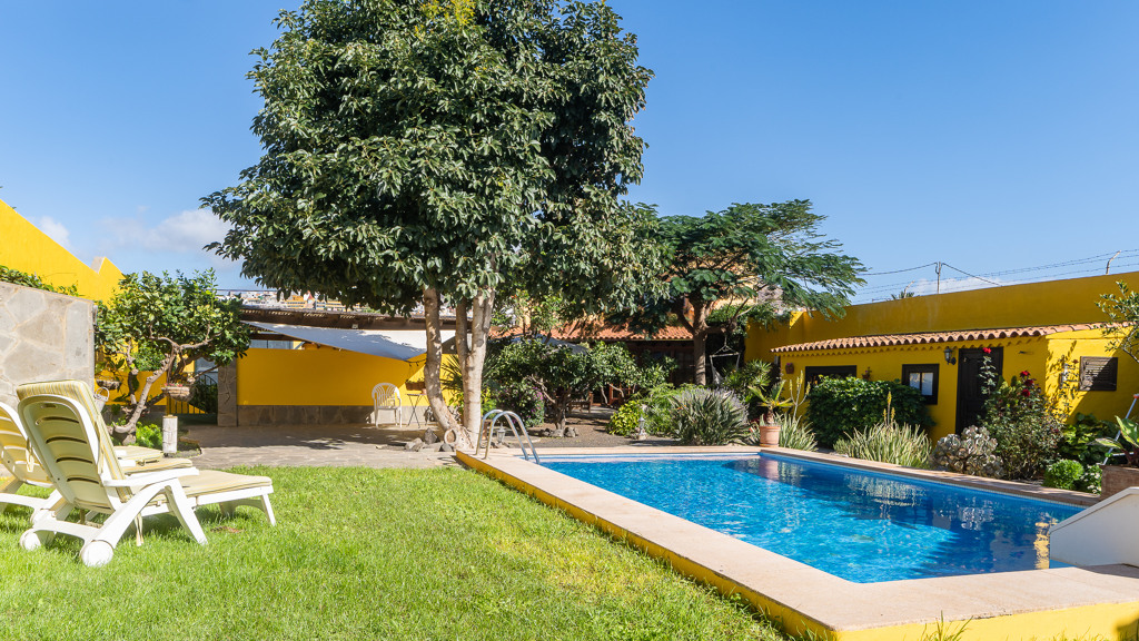 House in Las Palmas de Gran Canaria - view 1