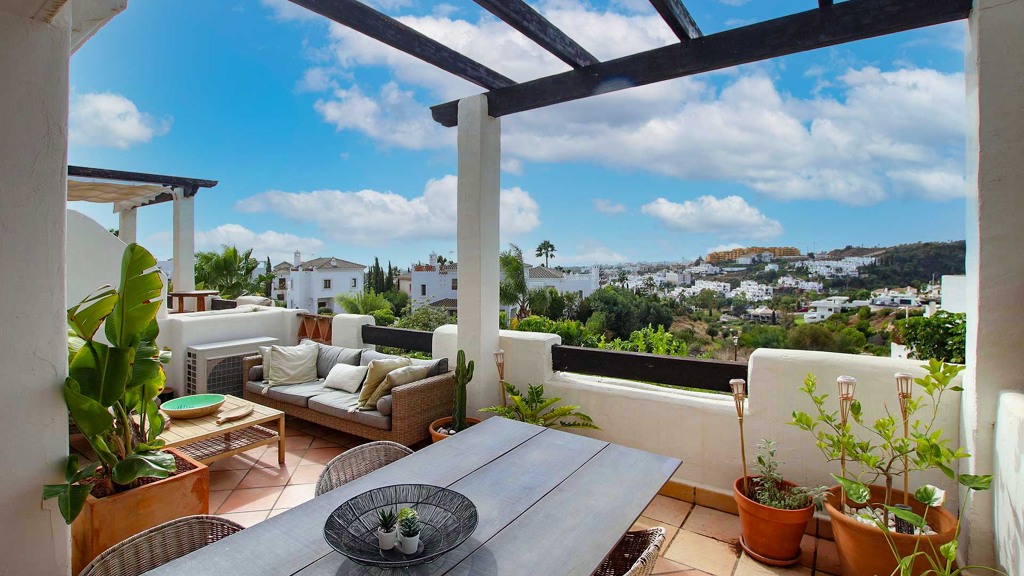 House in Estepona - view 1