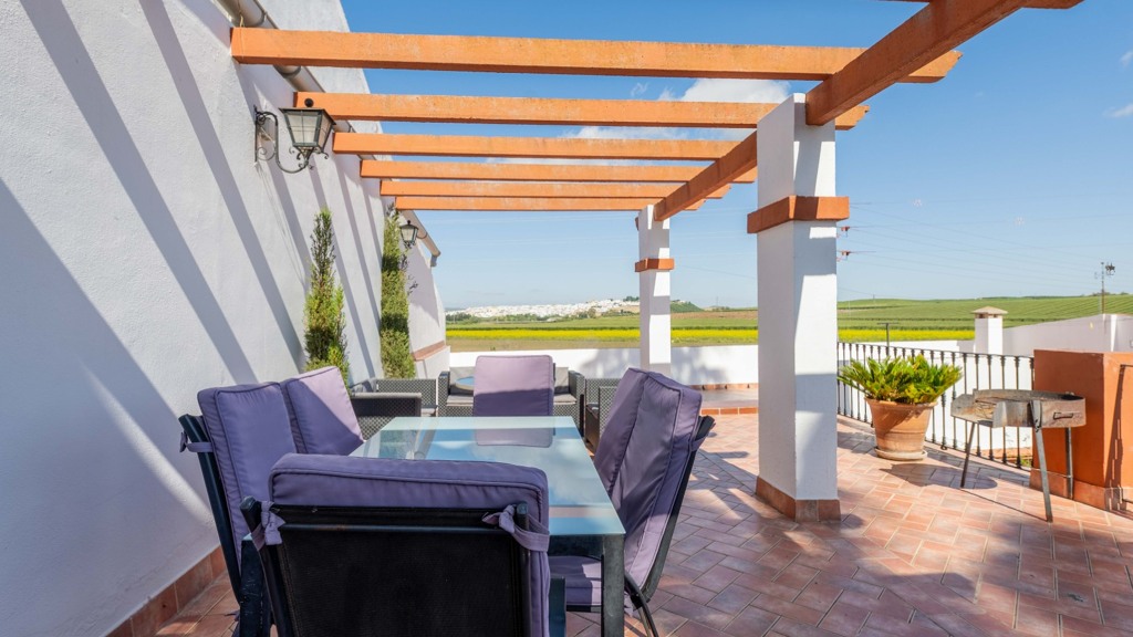 House in Villamartin de Villadiego - view 1