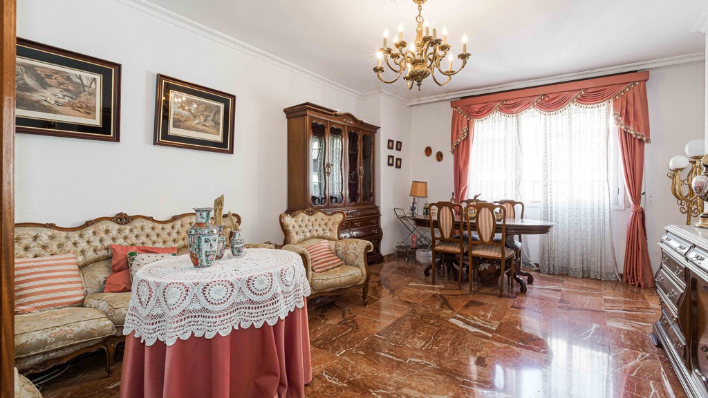 House in Seville - view 1