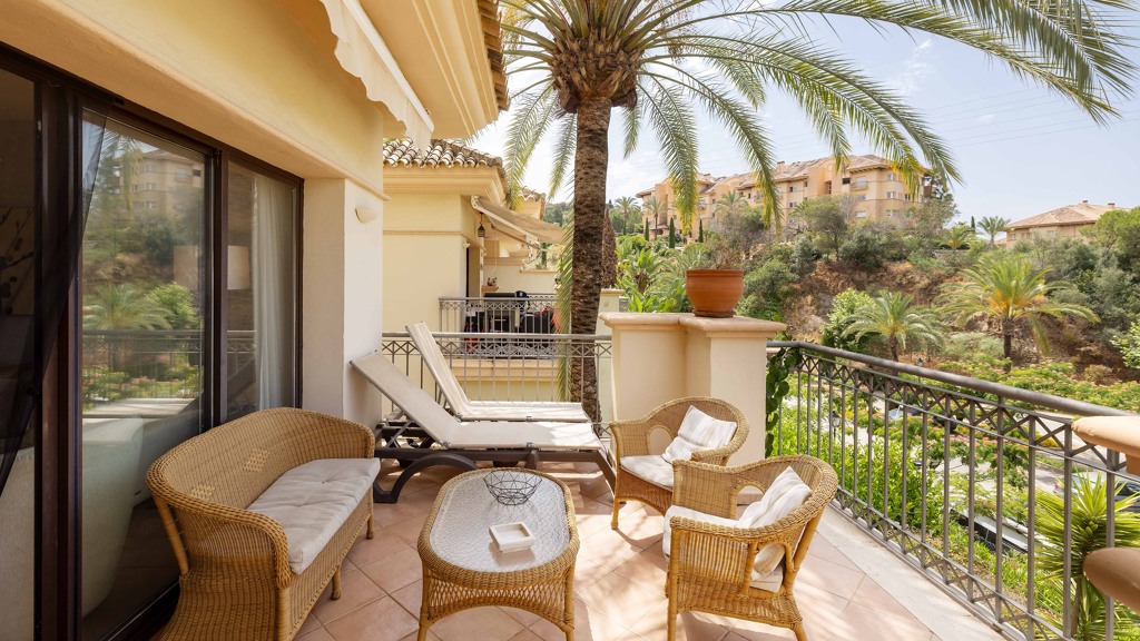 House in Marbella Del Este - view 1
