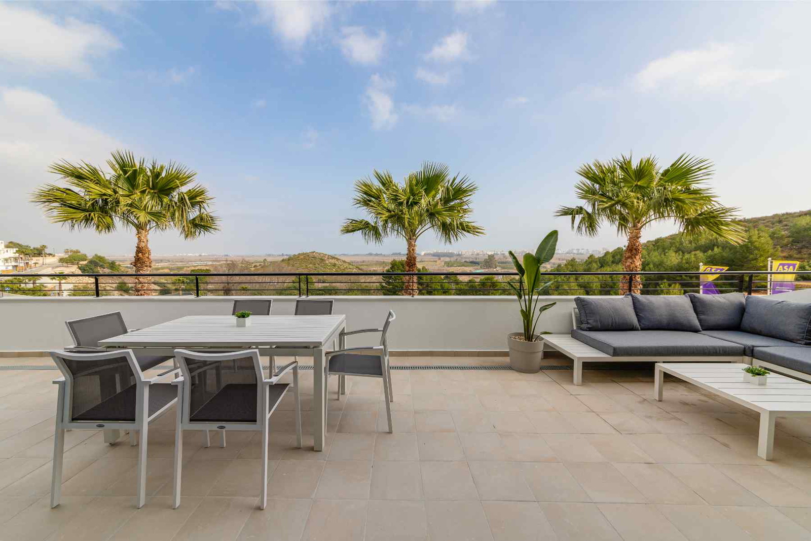 House in Gandia - view 1